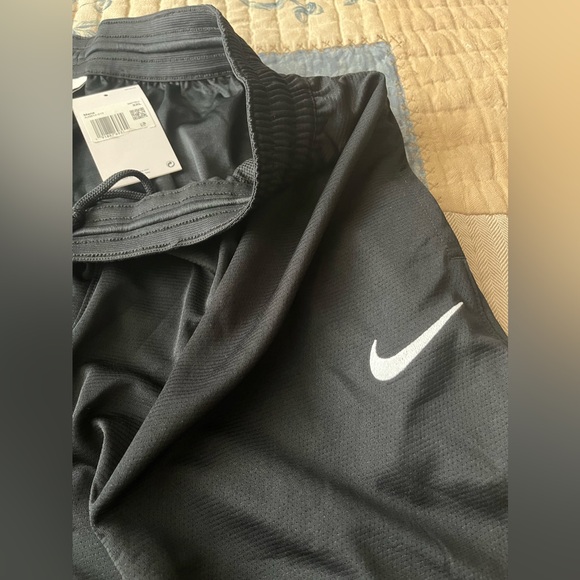 Nike Men’s Dri-Fit Basketball Shorts Size 2XL, & M Color Black NWT - Picture 4 of 9